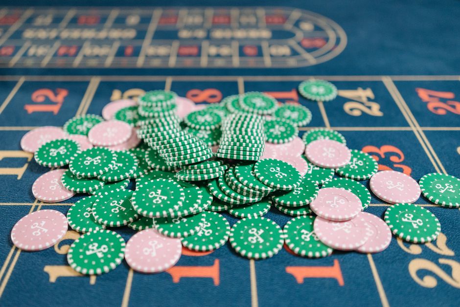 The Realities of iGaming: Casino, Betting, Slots & Poker in 2025